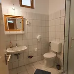 Fertodi Kuria Vendeghaz 3* Fertőd