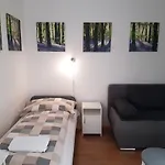 Fertodi Kuria Vendeghaz 3* Fertőd
