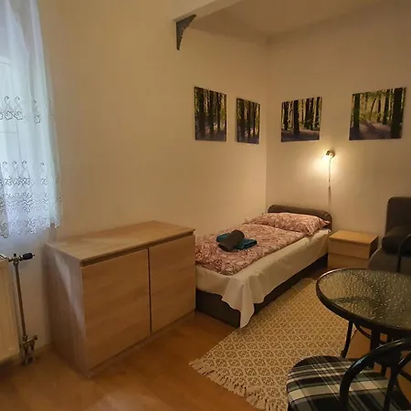 Pensjonat Fertodi Kuria Vendeghaz