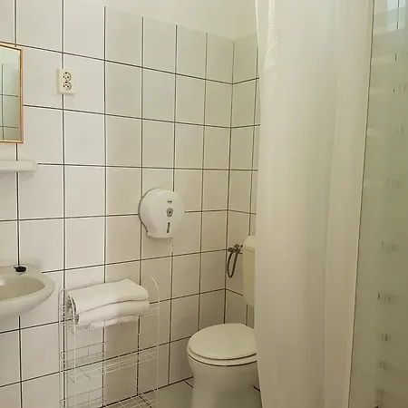 Fertodi Kuria Vendeghaz Guest house Fertod