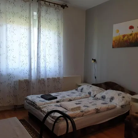 Fertodi Kuria Vendeghaz Guest house *