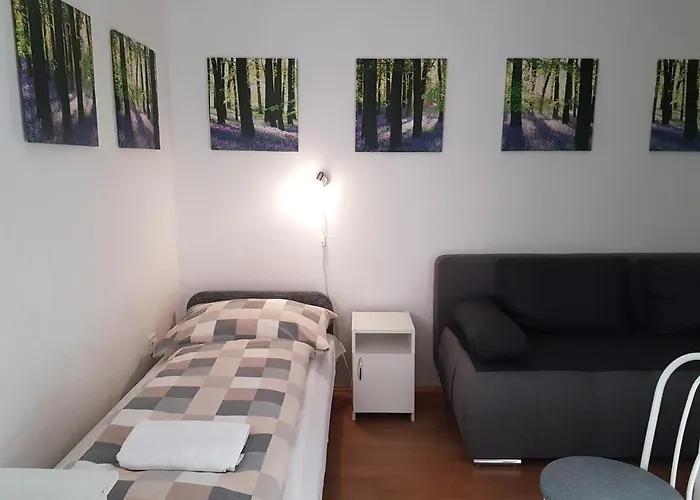 Fertodi Kuria Vendeghaz 3* Fertőd