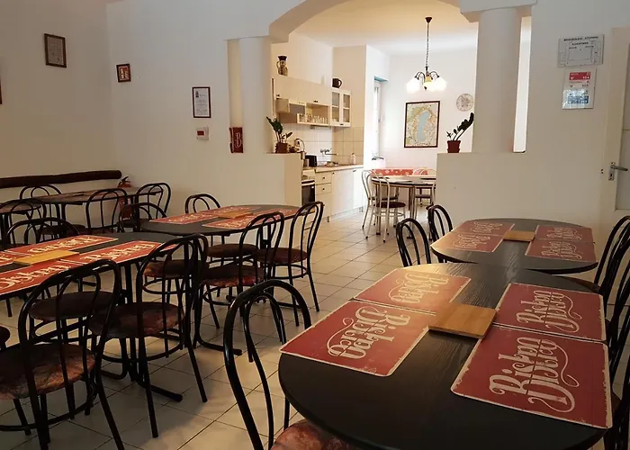 Pensiune Fertodi Kuria Vendeghaz